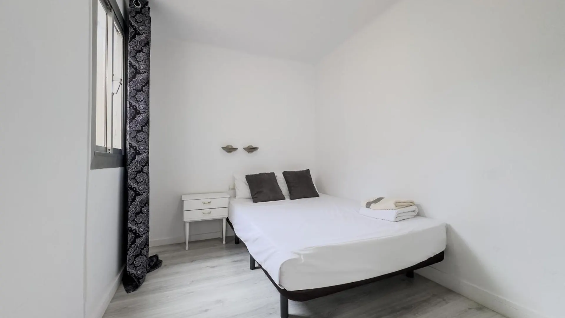 Bed&Bcn Mas Apartments L'Hospitalet de Llobregat España