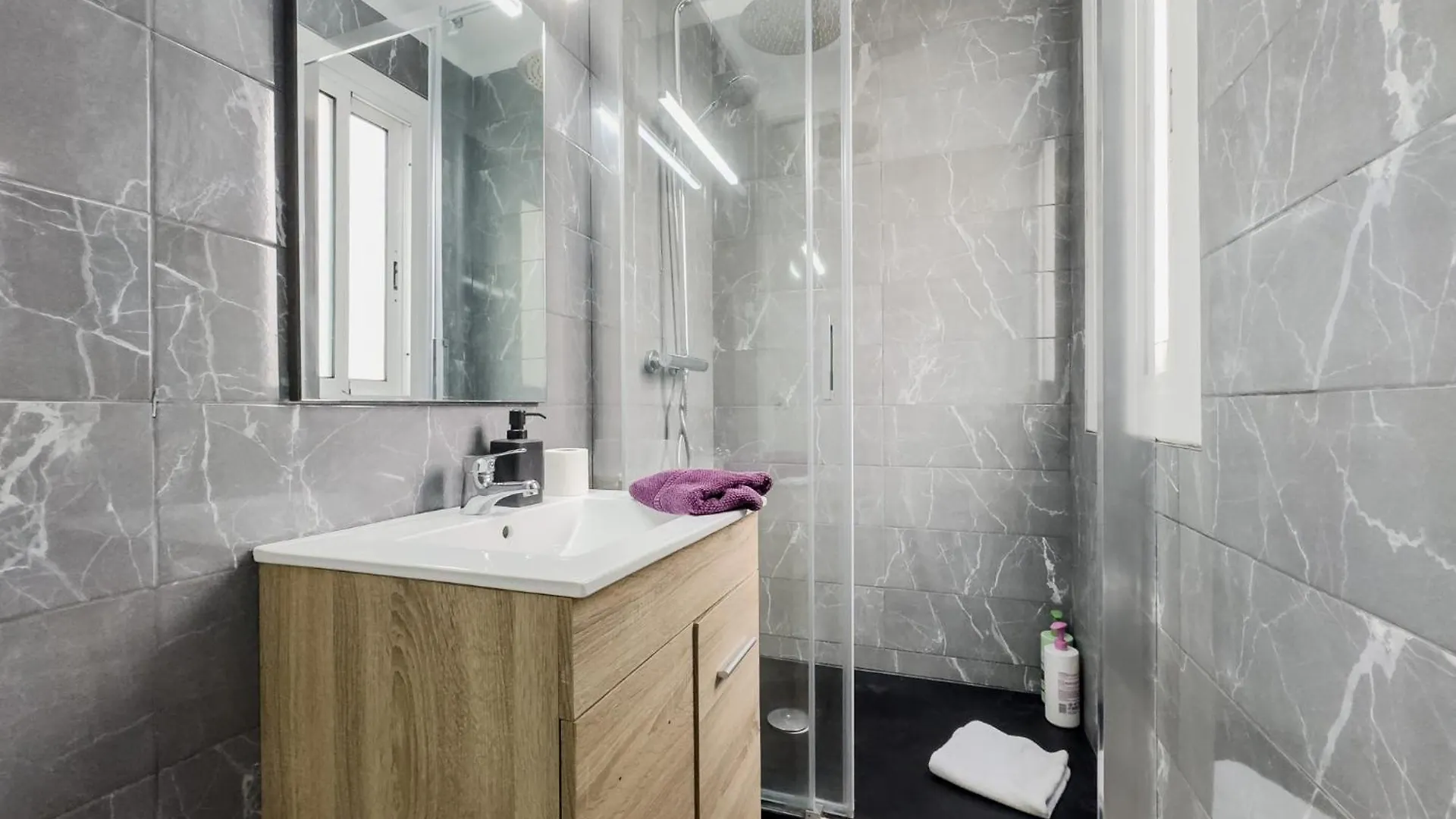 Bed&Bcn Mas Apartments L'Hospitalet de Llobregat