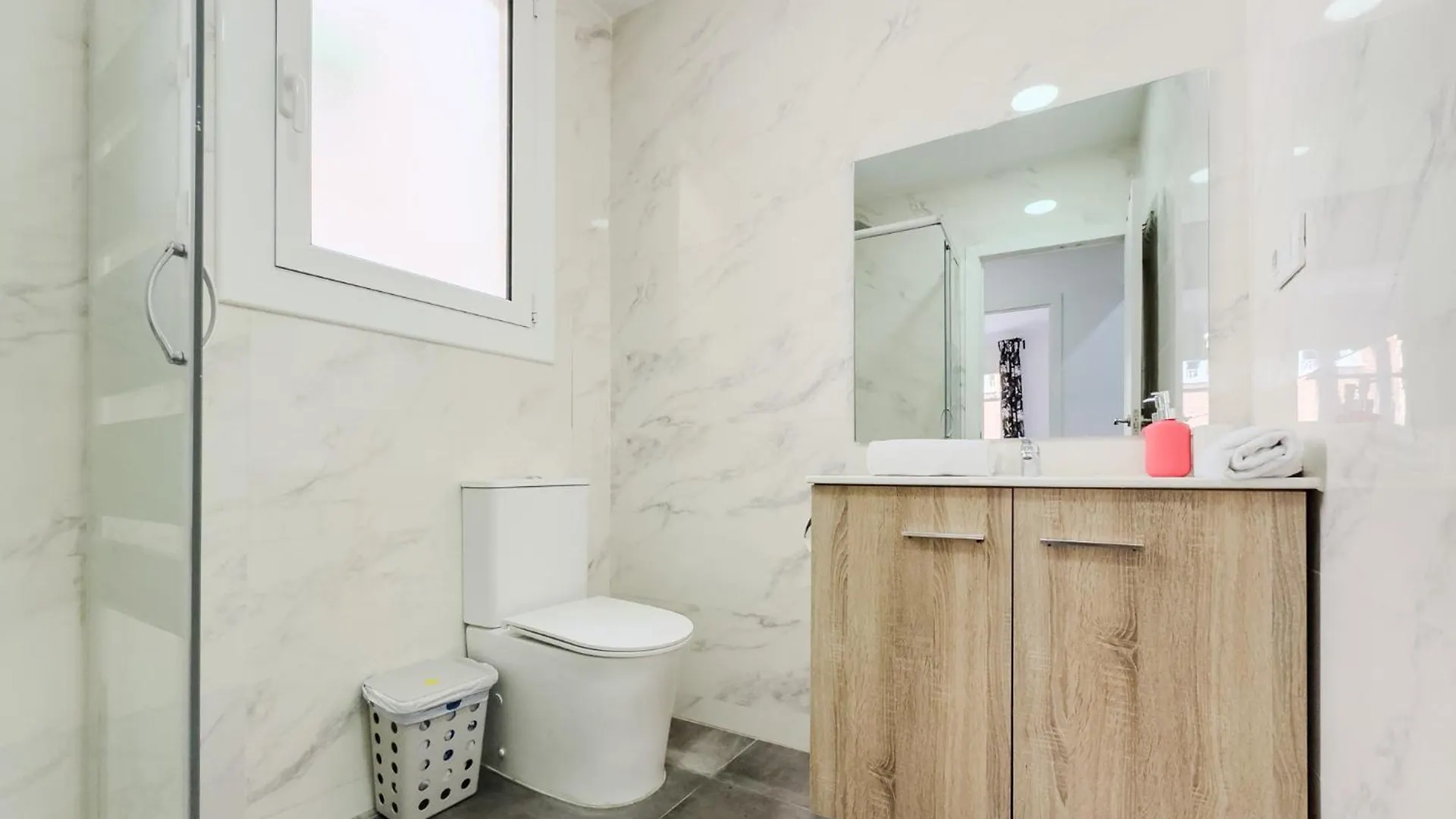 Bed&Bcn Mas Apartments Οσπιταλέτ ντε Λιοβρεγάτ
